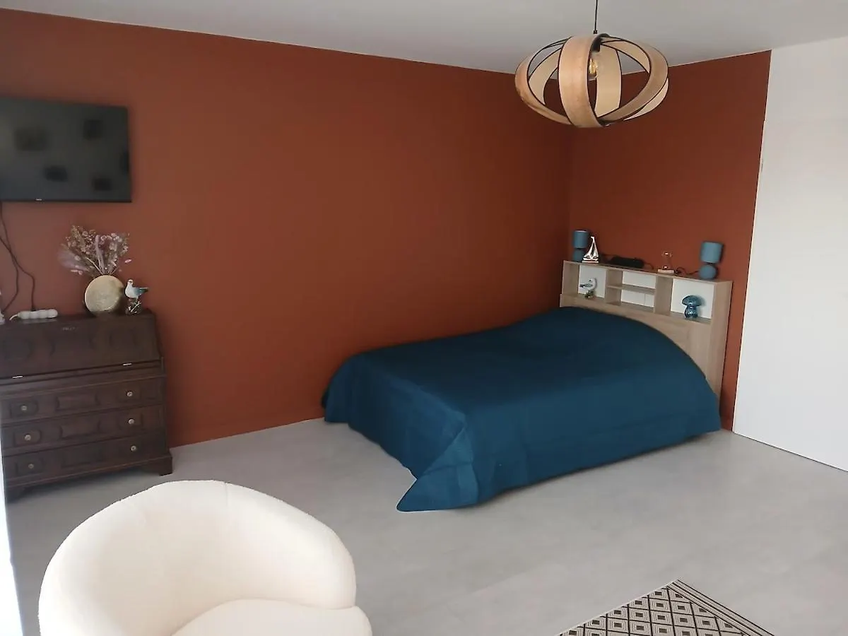 Studio Calme, Central 로스코프 아파트